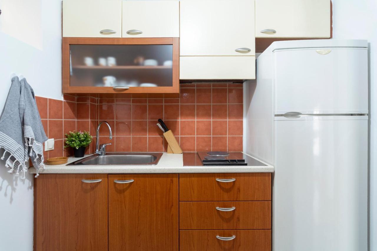 Central 3Bd Apt. Near Acropolis 아테네 외부 사진